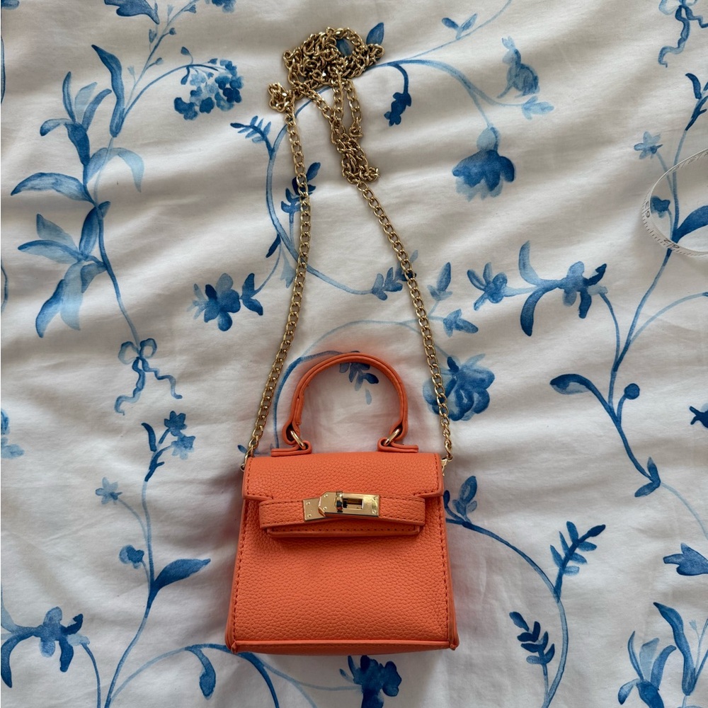 Mini Bag on Chain